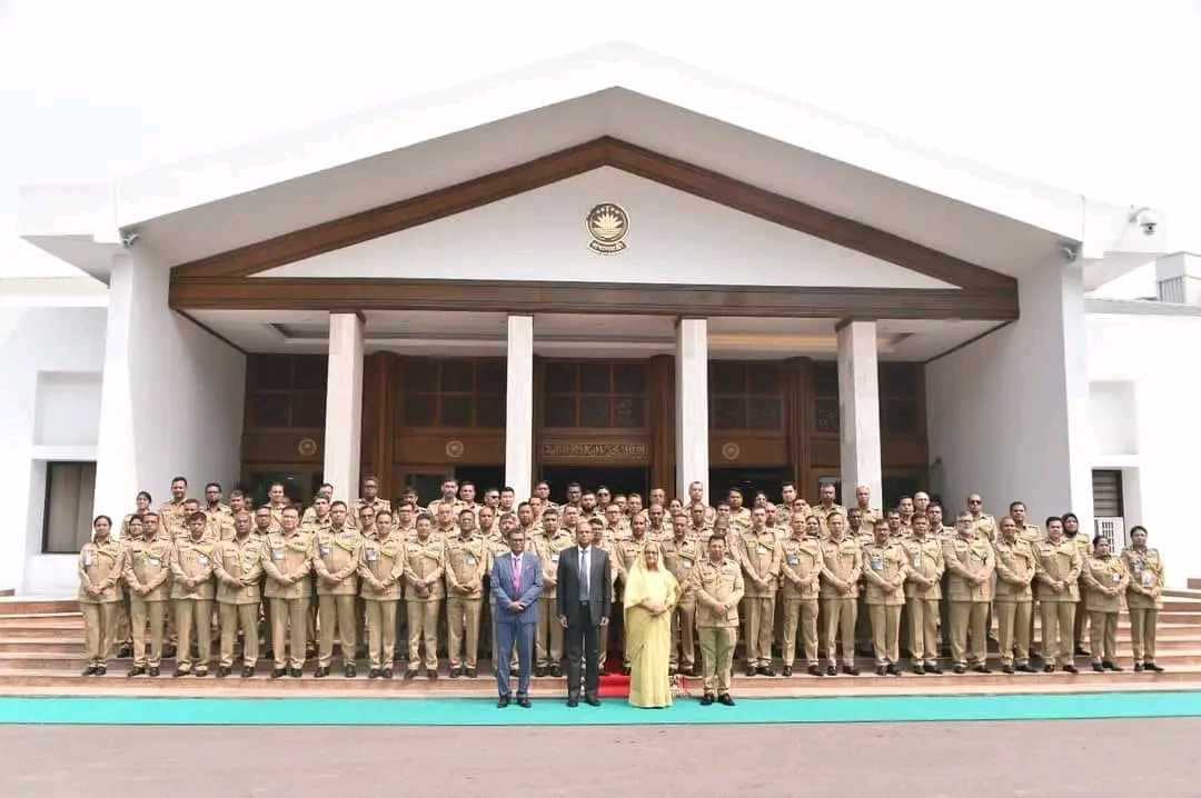 “স্মার্ট পুলিশ, স্মার্ট দেশ, শান্তি প্রগতির বাংলাদেশ”