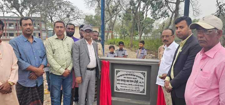 তানোরের কামার গাঁ ইউপিতে ৭টি রাস্তা উদ্বোধন