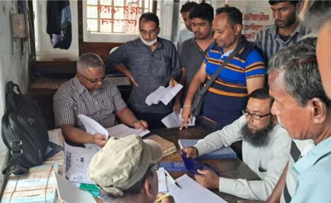 তানোরে পোস্ট অফিসের কোটি টাকা গায়েব