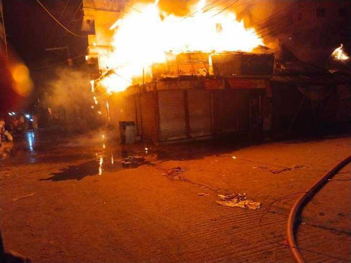 নান্দাইল বাজারে আগুনে পুড়ল হল ১১ ব্যাবসা প্রতিষ্টান।