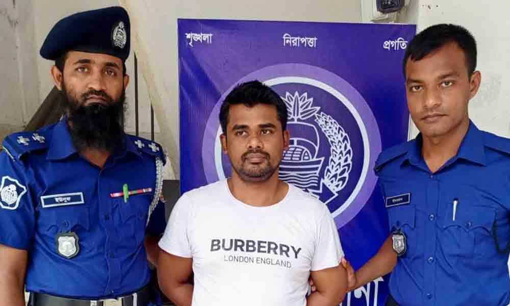 মাকে হত্যার দায়ে ছেলে গ্রেপ্তার