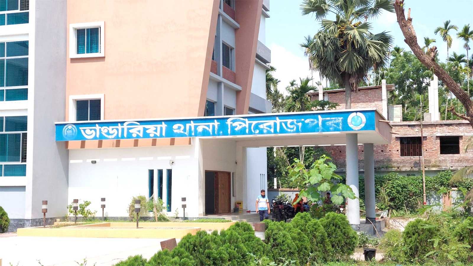 পুলিশের কাছ থেকে ছাত্রদল নেতাকে ছিনতাই, আটক ৬