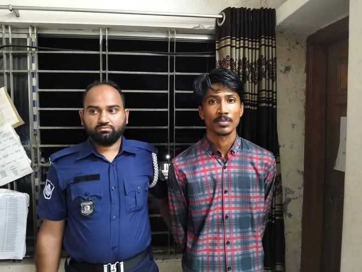 নবীজিকে নিয়ে কটুক্তি করায় সৌরভ দত্ত গ্রেফতার