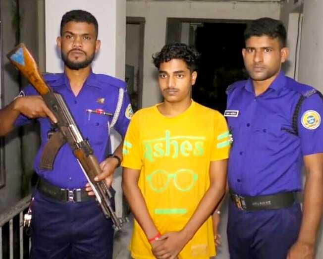আগৈলঝাড়ায় মহানবীকে নিয়ে কটুক্তিকারী তমাল বৈদ্য গ্রেফতার