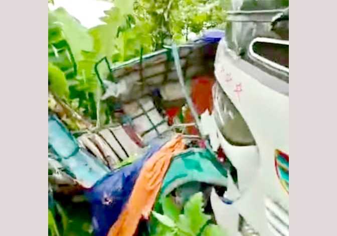 আমতলীতে সড়ক দুর্ঘটনায় বাবা মেয়েসহ নিহত তিন