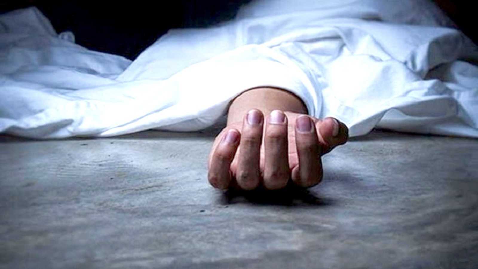 কুয়াকাটায় ঘুরতে গিয়ে মদপানে তরুণের মৃত্যু