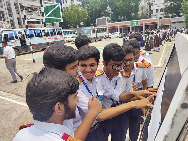 পাসের হারে শীর্ষে রাজশাহী, সর্বনিম্নে বরিশাল