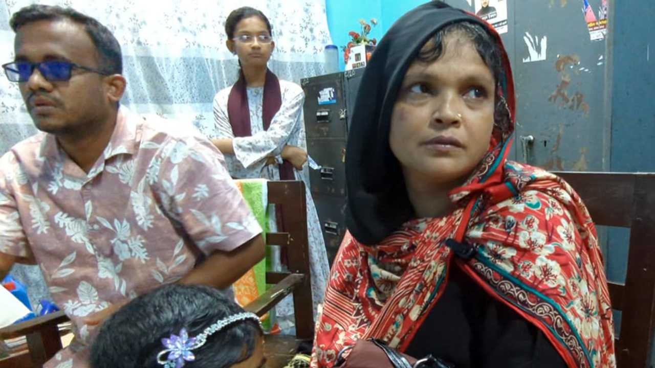 পটুয়াখালীতে রোগীর মায়ের ওপর নার্সদের হামলার অভিযোগ