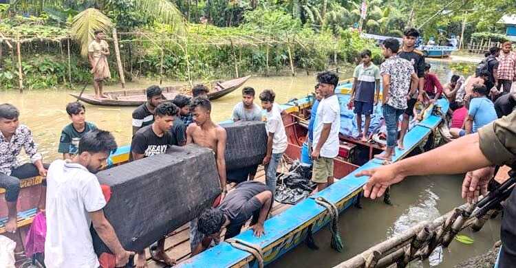 পিরোজপুরে আটঘর পেয়ারা বাগানে সাউন্ডবক্স জব্দ