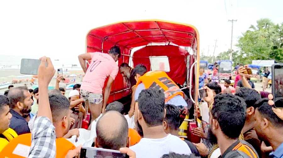 কুয়াকাটায় পর্যটকের মরদেহ উদ্ধার