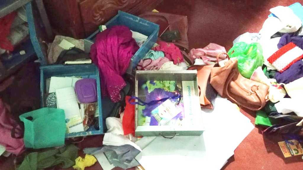 নবজাতককে জিম্মি করে ডাকাতি, ৯ লাখ টাকাসহ স্বর্ণালংকার লুট