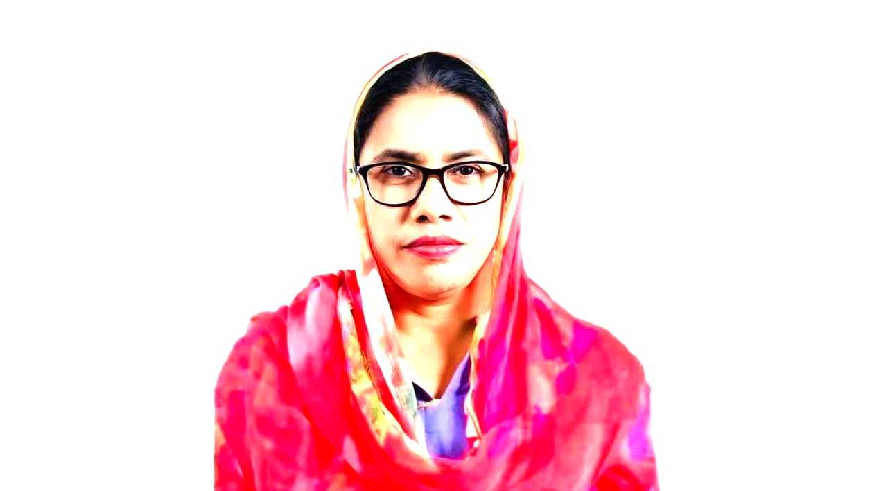 সাংবাদিককে দেখে নেওয়ার হুমকি মহিলা দলের সভানেত্রীর