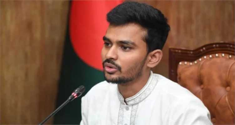 পদত্যাগ করলেন উপদেষ্টা আসিফ মাহমুদ