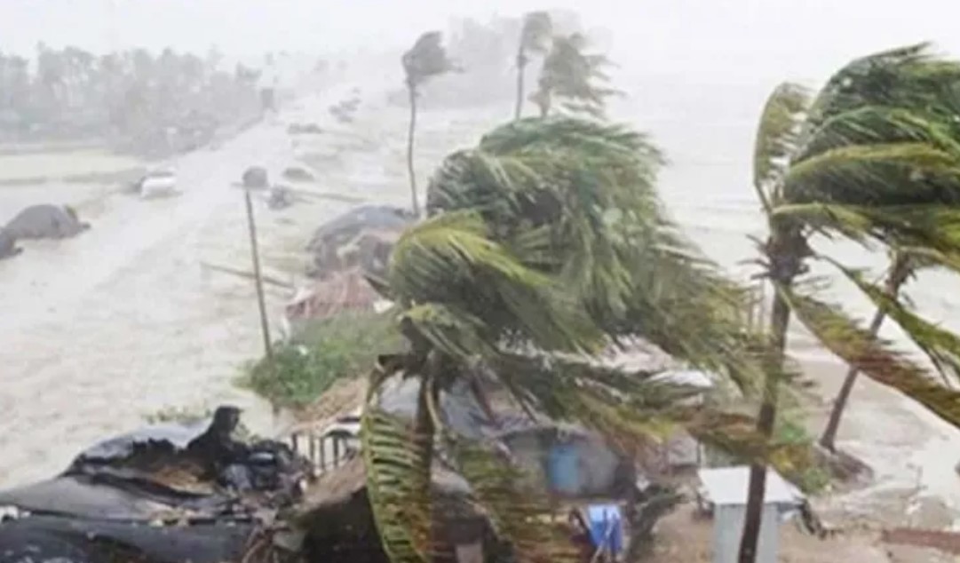 দেশের উত্তরে ধেয়ে আসছে ঘণ্টায় ৮০ কিলোমিটার বেগে কালবৈশাখী ঝড়