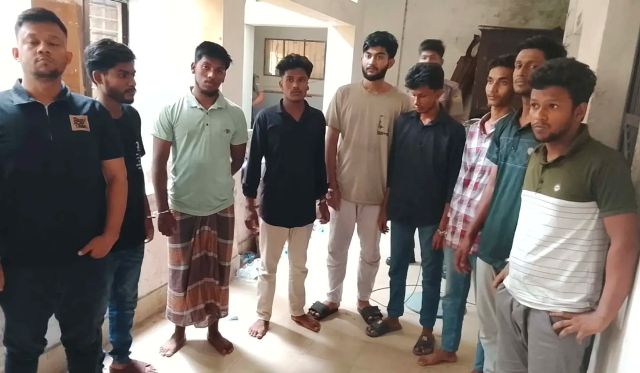 বরিশালে সরকারবিরোধী বৈঠকের সময় আ.লীগের ১০ কর্মী গ্রেফতার