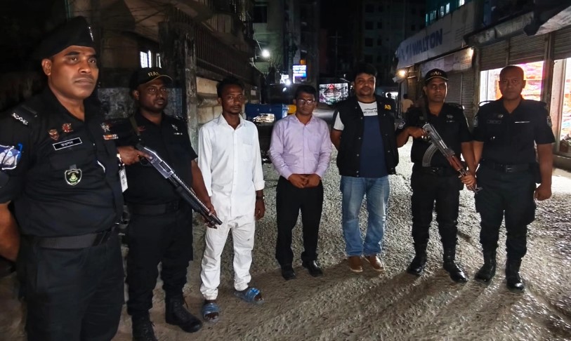 স্মার্টফোনে জুয়া খেলায় যুবকের জেল