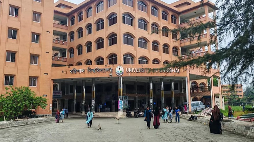 বরিশাল বিশ্ববিদ্যালয়ে উপাচার্যের আশ্বাসে শাটডাউন প্রত্যাহার