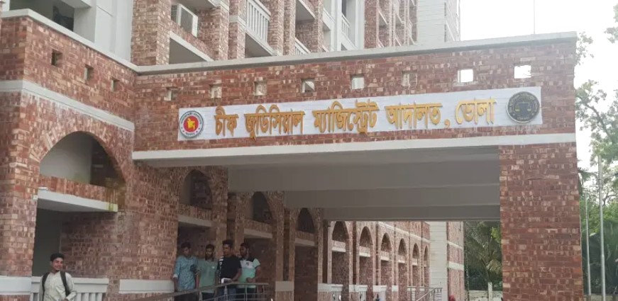 ভোলায় গৃহবধূর মৃত্যু, তিন আসামির দুই দিনের রিমান্ড