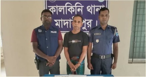 কালকিনিতে ৫০ পিস ইয়াবাসহ সাজাপ্রাপ্ত আসামি গ্রেপ্তার