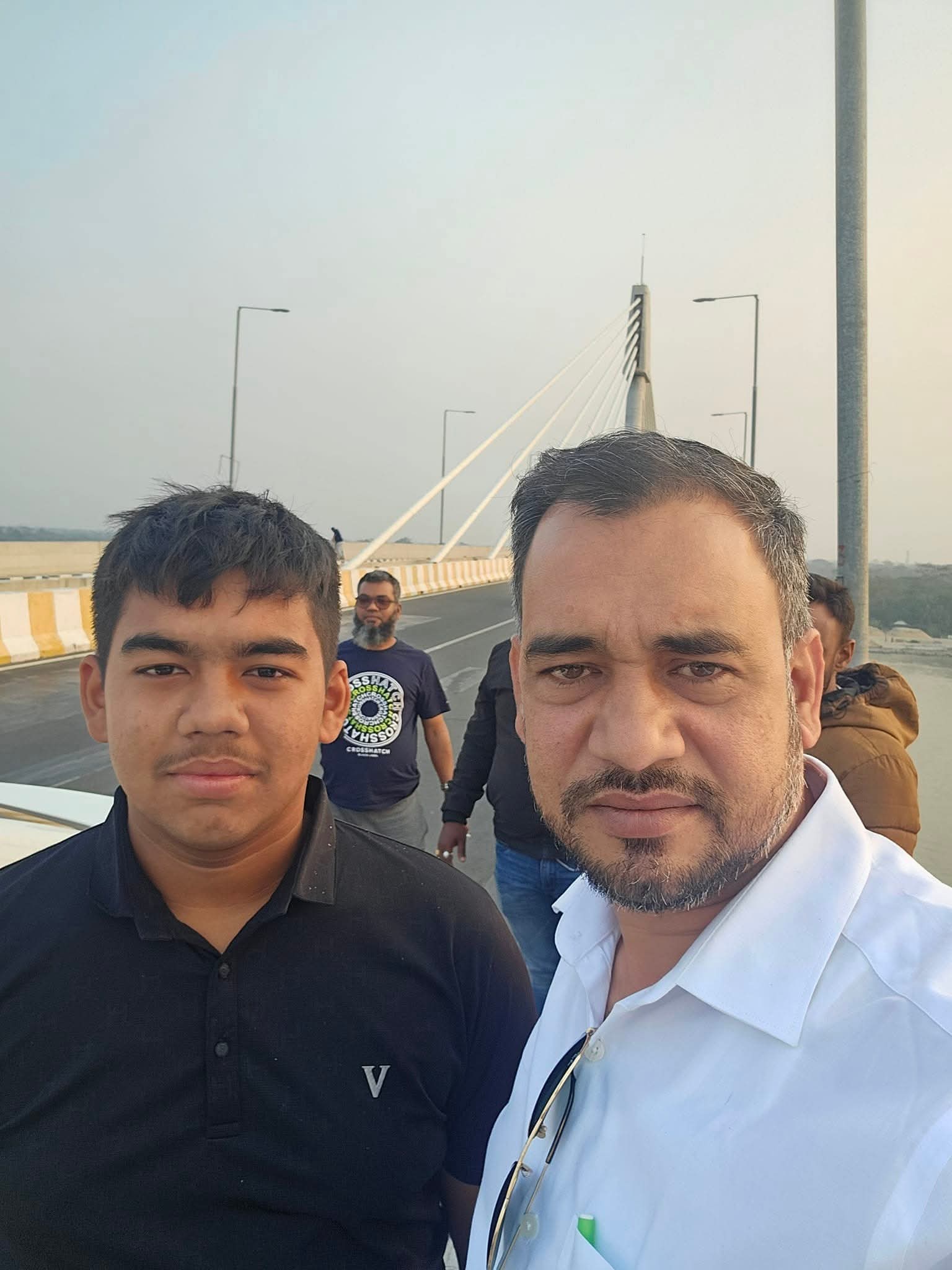 সাবেক প্যানেল মেয়রকে না পেয়ে কিশোর ছেলেকে আটক করলো ডিবি
