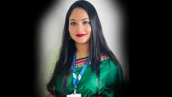 ঢাকায় এক বাসের ধাক্কায় ছিটকে অন্য বাসের চাকার নিচে শিক্ষক