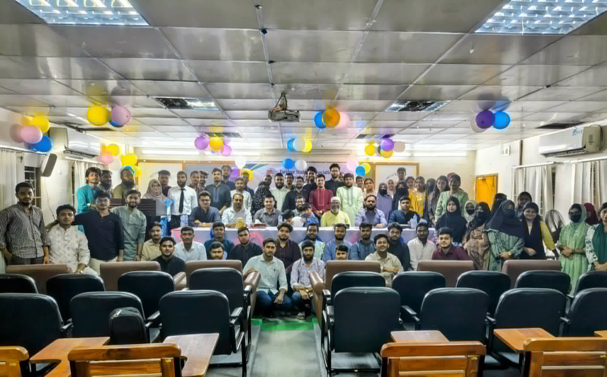 বরিশাল বিশ্ববিদ্যালয়ে ফরিদপুর স্টুডেন্টস’ অ্যাসোসিয়েশনের নবীন বরণ ও বিদায়ী সংবর্ধনা অনুষ্ঠিত