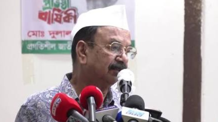ষড়যন্ত্র মোকাবিলায় সরকারকে কঠোর অবস্থান নিতে হবে: গয়েশ্বর রায়