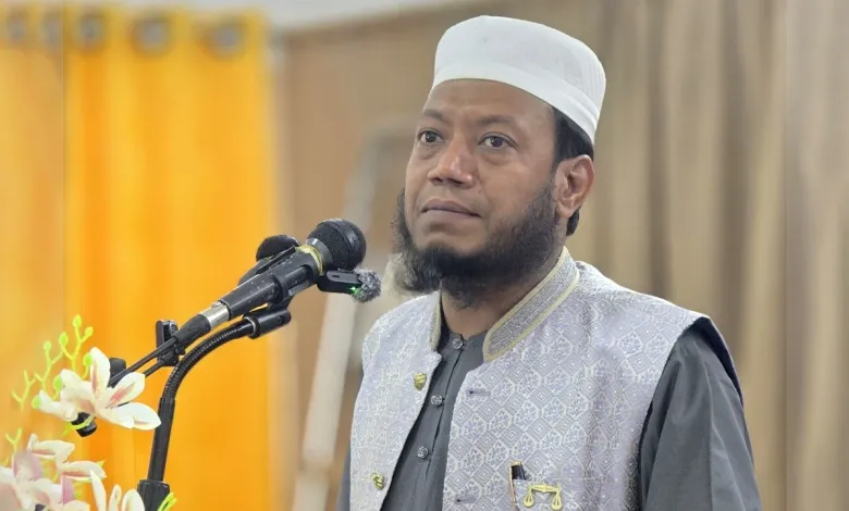 মাহফিলের অনুমতি না দেওয়ার কারণ জানতে চাইলেন আমির হামজা