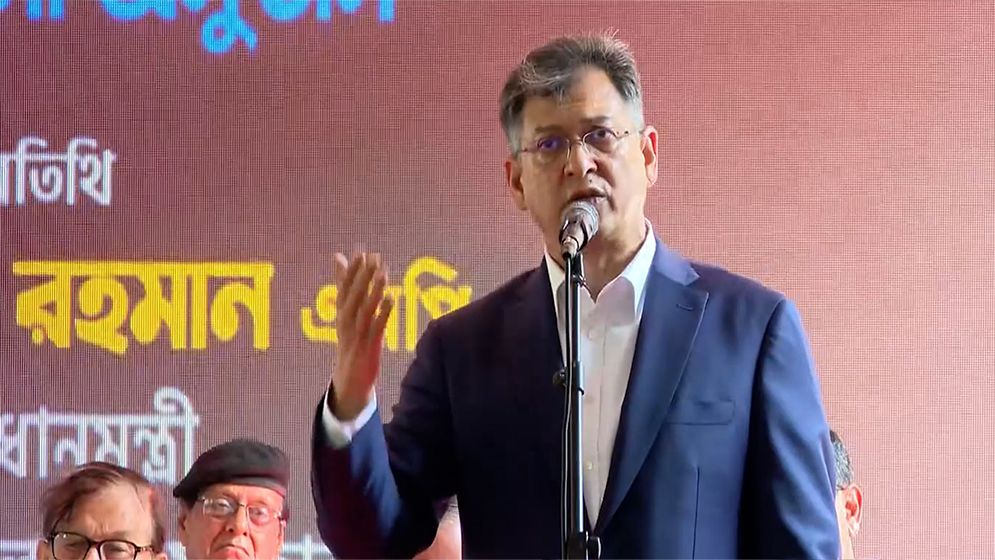 রাস্তার বক্তব্য ও সাংবিধানিক সংস্কারে বিরোধীদলের যে অবদান, দুটোর মধ্যে মিল থাকতে হবে: স্বরাষ্ট্রমন্ত্রী