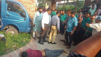 বরিশাল চিফ জুডিশিয়াল ম্যাজিস্ট্রেট আদালতের ৬ তলা ভবন থেকে পড়ে যুবকের মৃত্যু