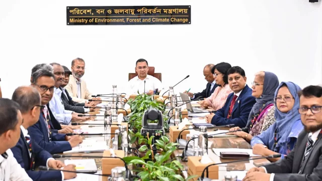 ২৫ কোটি গাছ রোপণ ও পরিচর্যার নির্দেশ প্রধানমন্ত্রীর