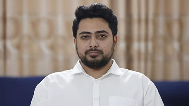ভয়ভীতি বা দমন-পীড়ন চালিয়ে নাসীরুদ্দীন পাটওয়ারীদের স্তব্ধ করা যাবে না: নাহিদ ইসলাম