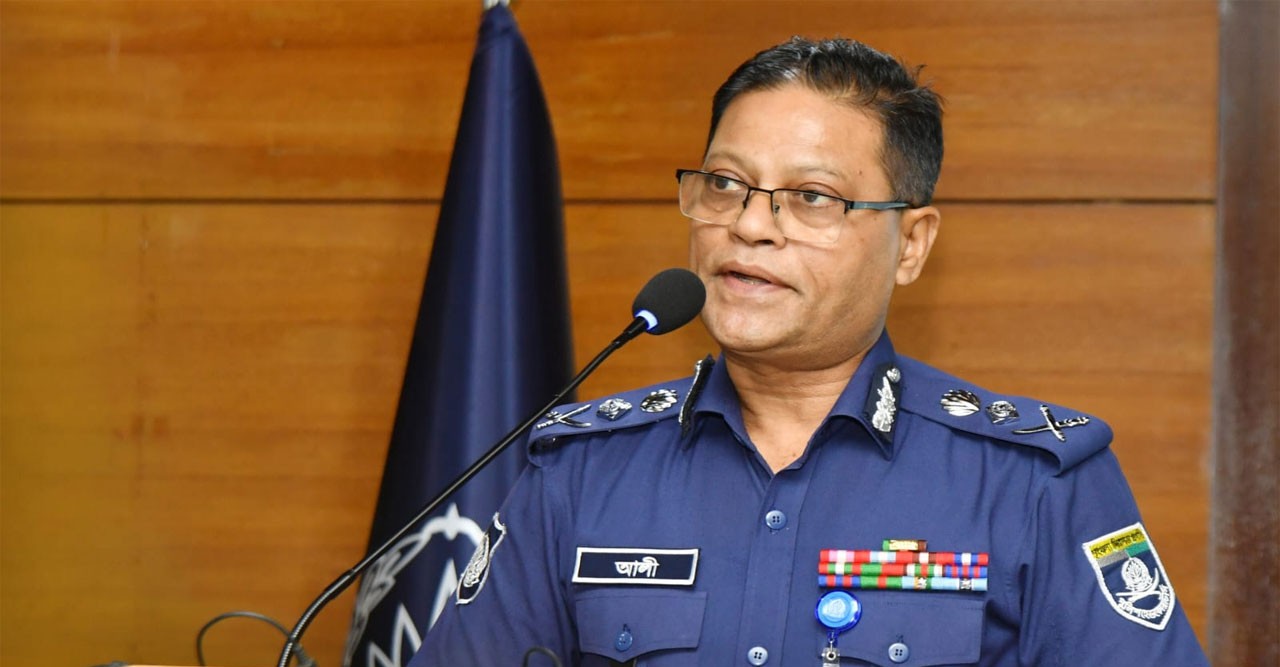 দুর্গাপূজা নির্বিঘ্নে উদযাপনে পুলিশ পর্যাপ্ত নিরাপত্তা ব্যবস্থা গ্রহণ করেছে: আইজিপি